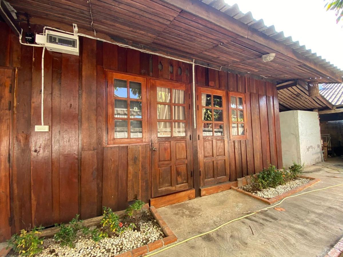 No. 8 Pai Acomodação com café da manhã Exterior foto